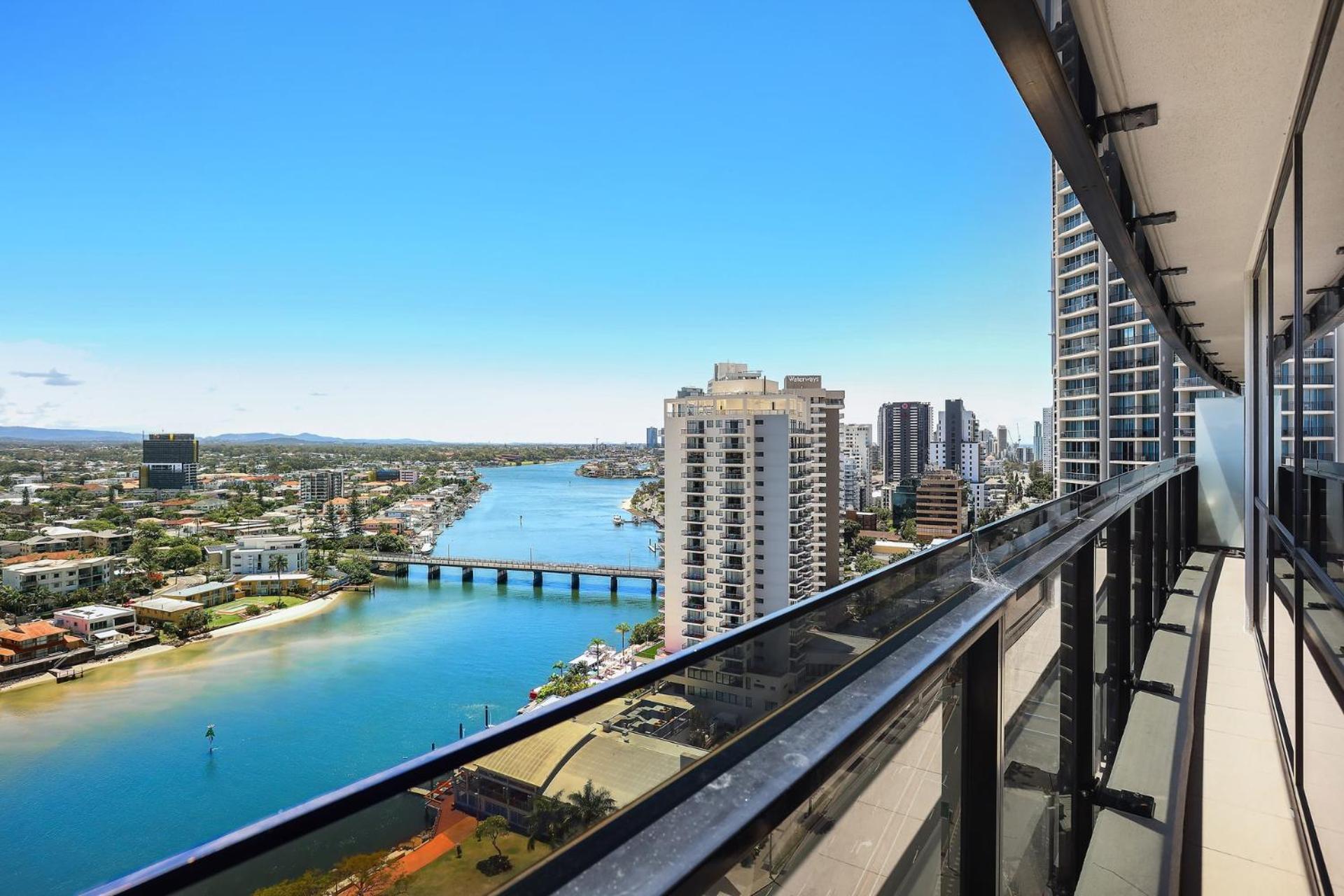 Circle On Cavill 2, 3, 4 & 5 Bedroom Skyhomes & Sub Penthouses By Gold Coast Holidays Luaran gambar