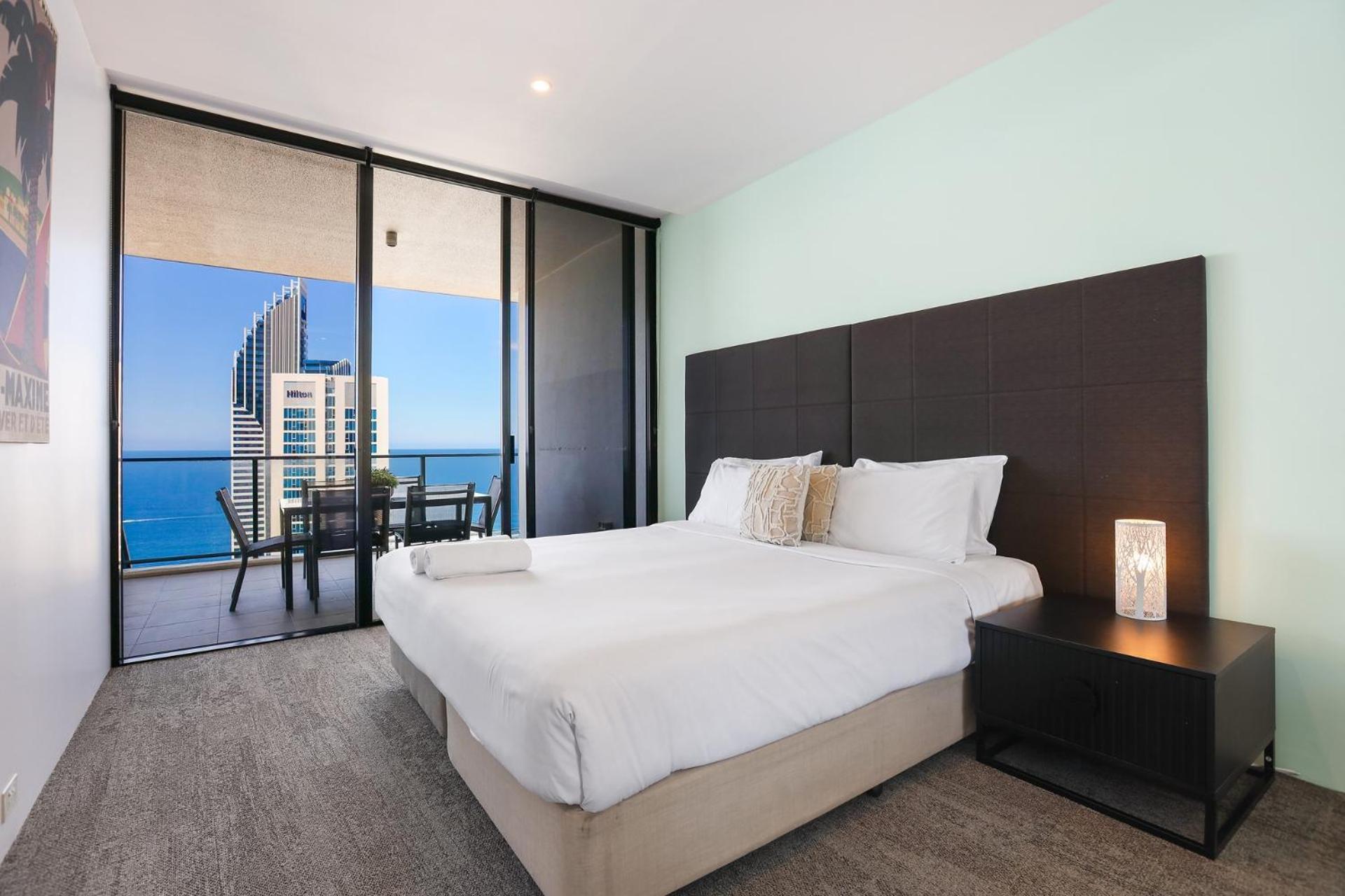 Circle On Cavill 2, 3, 4 & 5 Bedroom Skyhomes & Sub Penthouses By Gold Coast Holidays Luaran gambar