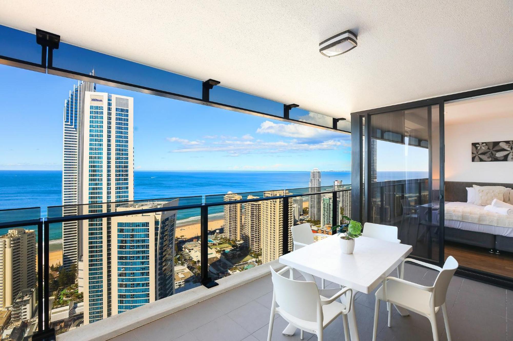 Circle On Cavill 2, 3, 4 & 5 Bedroom Skyhomes & Sub Penthouses By Gold Coast Holidays Luaran gambar